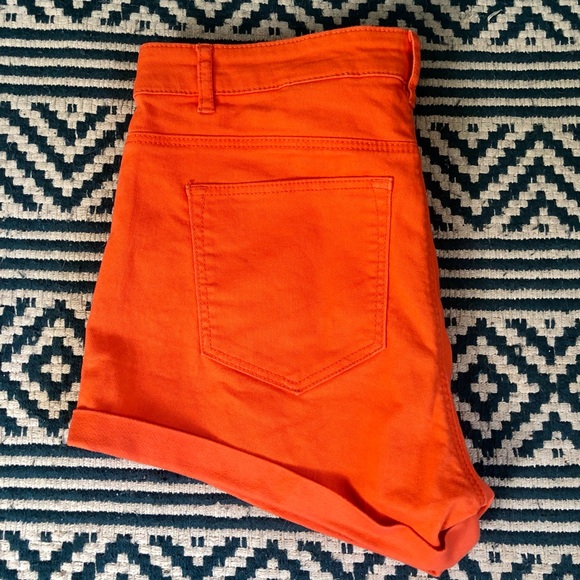 H&M Shorts Size 6 2/$20 Orange - Picture 7 of 8